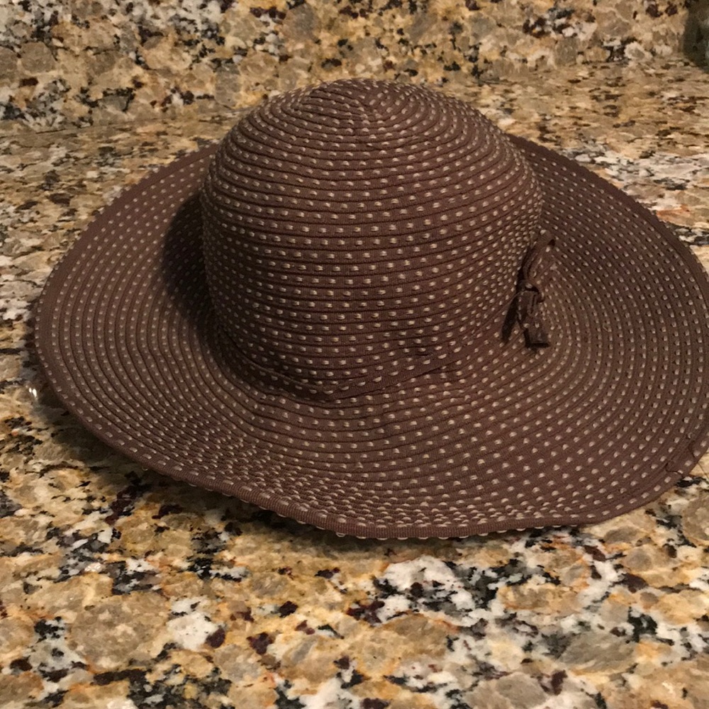 Sun hat - Picture 3 of 4